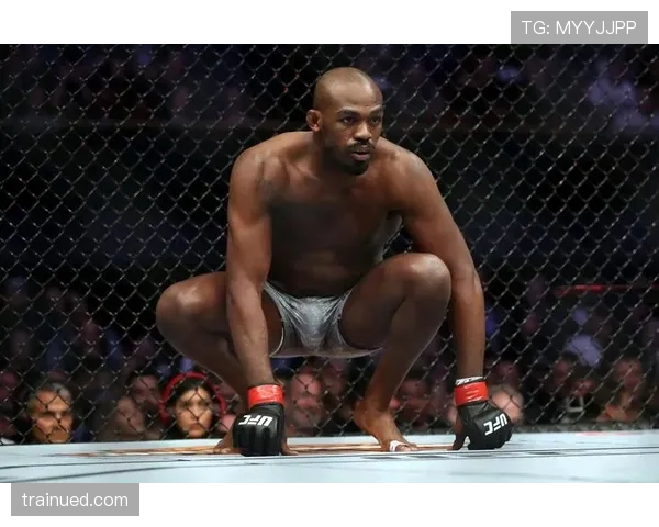 乔恩·琼斯训练完顺手买了辆超跑，说是为了“代步”